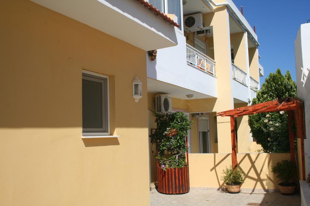Pantheon Deluxe Apartments Archangelos  Exterior photo