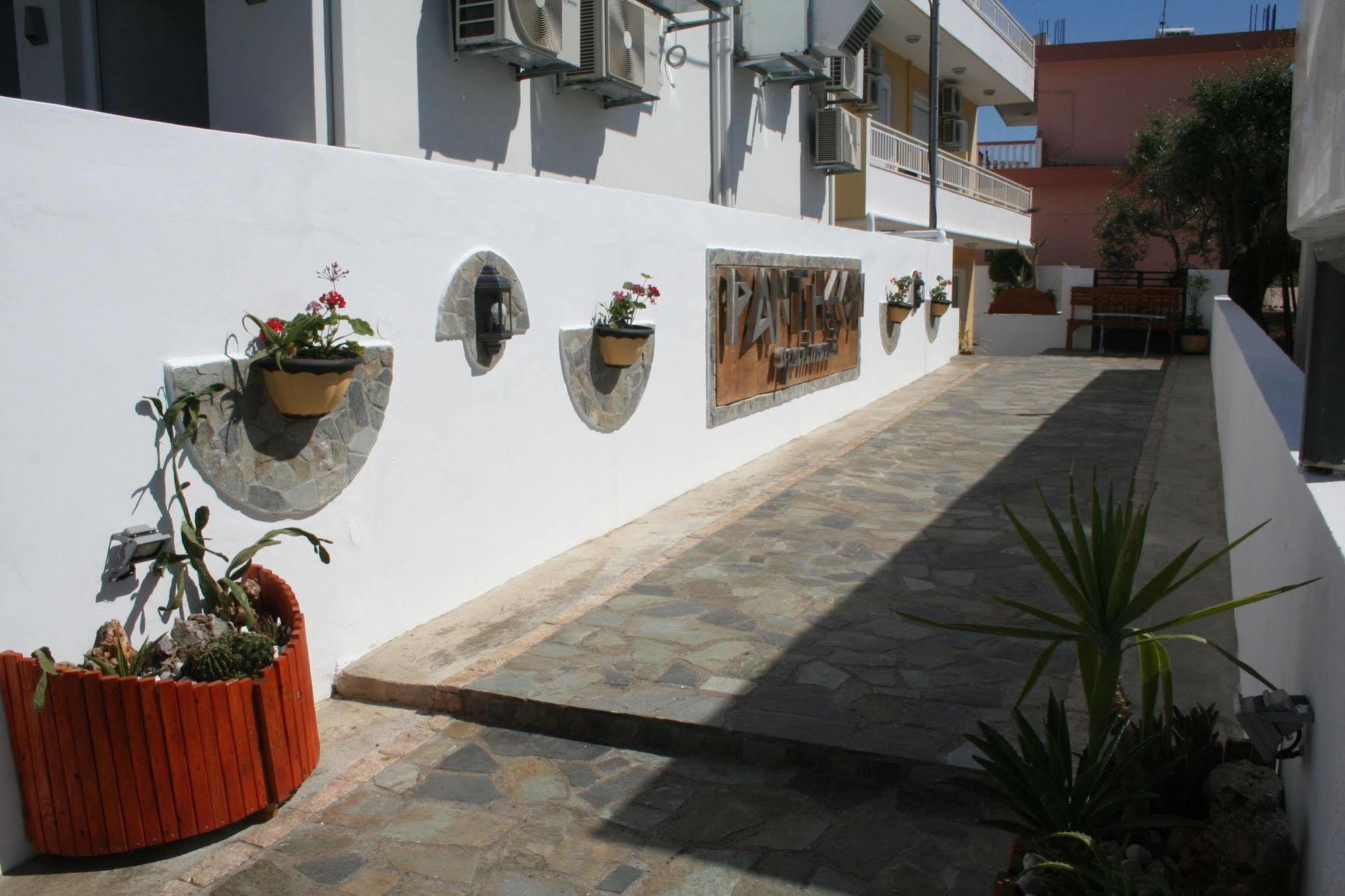 Pantheon Deluxe Apartments Archangelos  Exterior photo